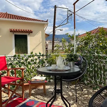 Thalgiron, A Breath Away From Delphi Apartment Amfissa Exterior photo
